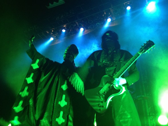 Papa Emeritus alongside a Nameless Ghoul. Photo by Alec Damiano.